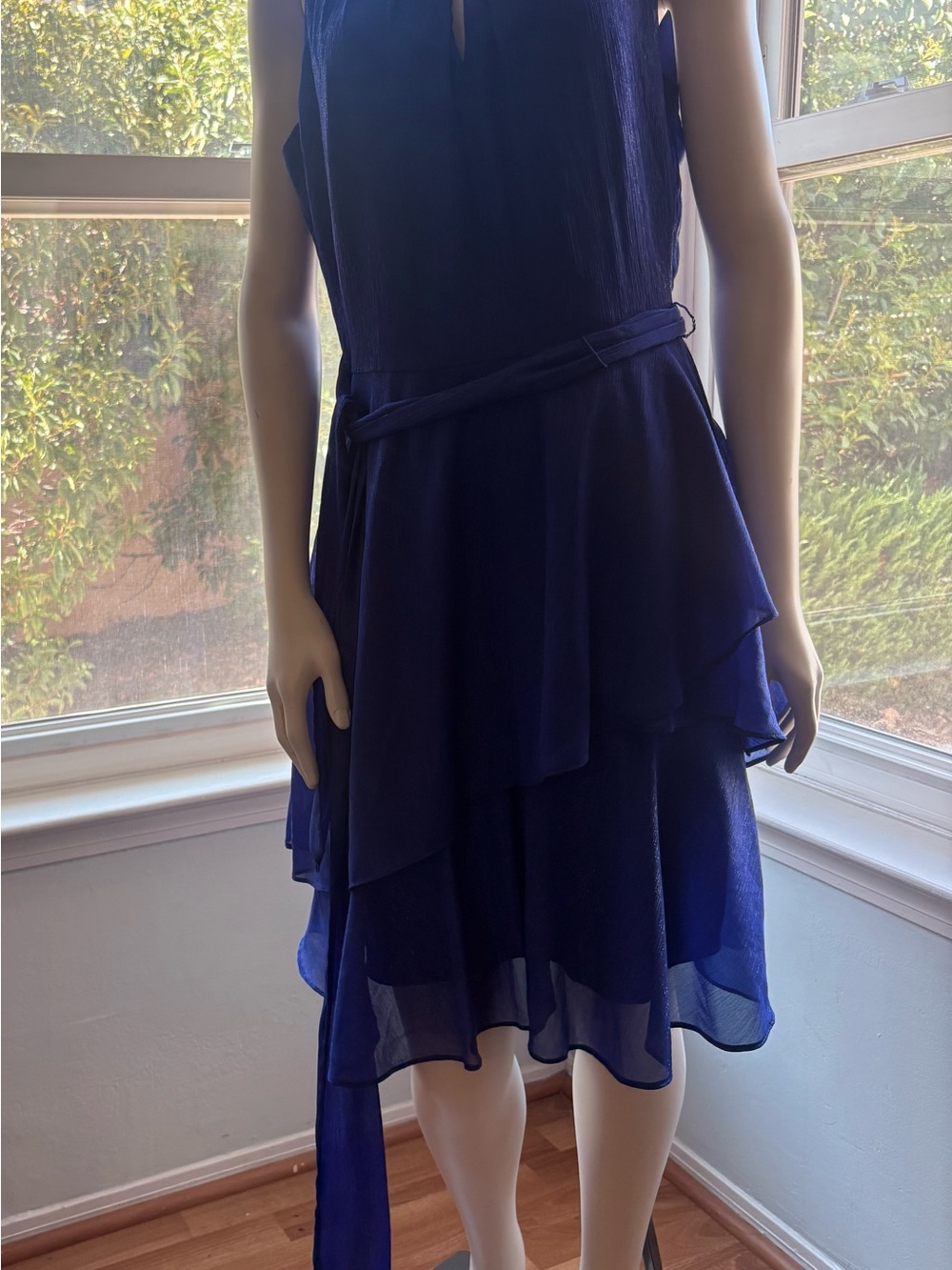 Tahari Arthur S. Levine Royal Blue Halter Tiered Crepe Dress Size 6